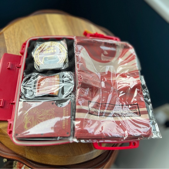 Limited Edition Drew Estate Undercrown Shade Travel Humidor Kit - Picture 3 of 3